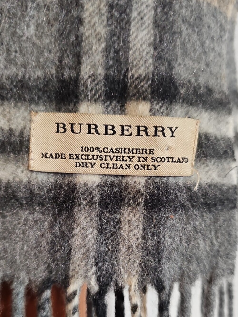 BURBERRY 100% Cashmere Scarf Unisex Multicolour Check Pattern 147x30cm